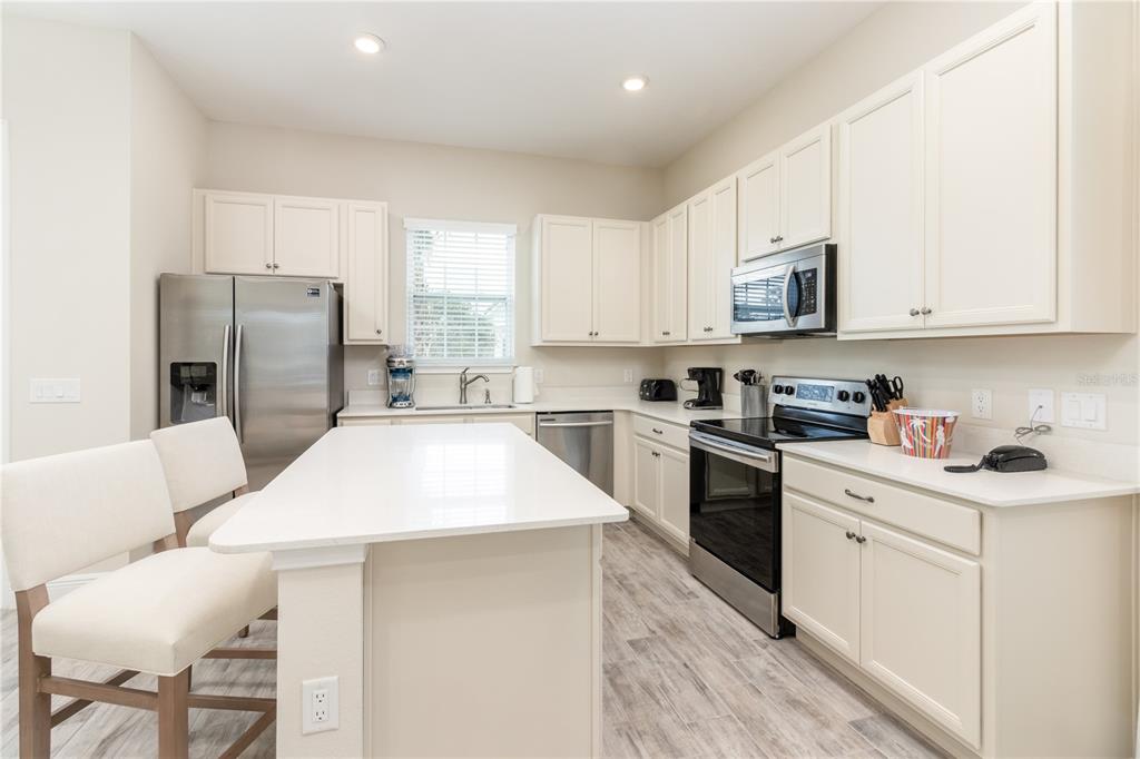 3079 Key Lime Loop Kissimmee, FL 34747 - Photo 9 of 72