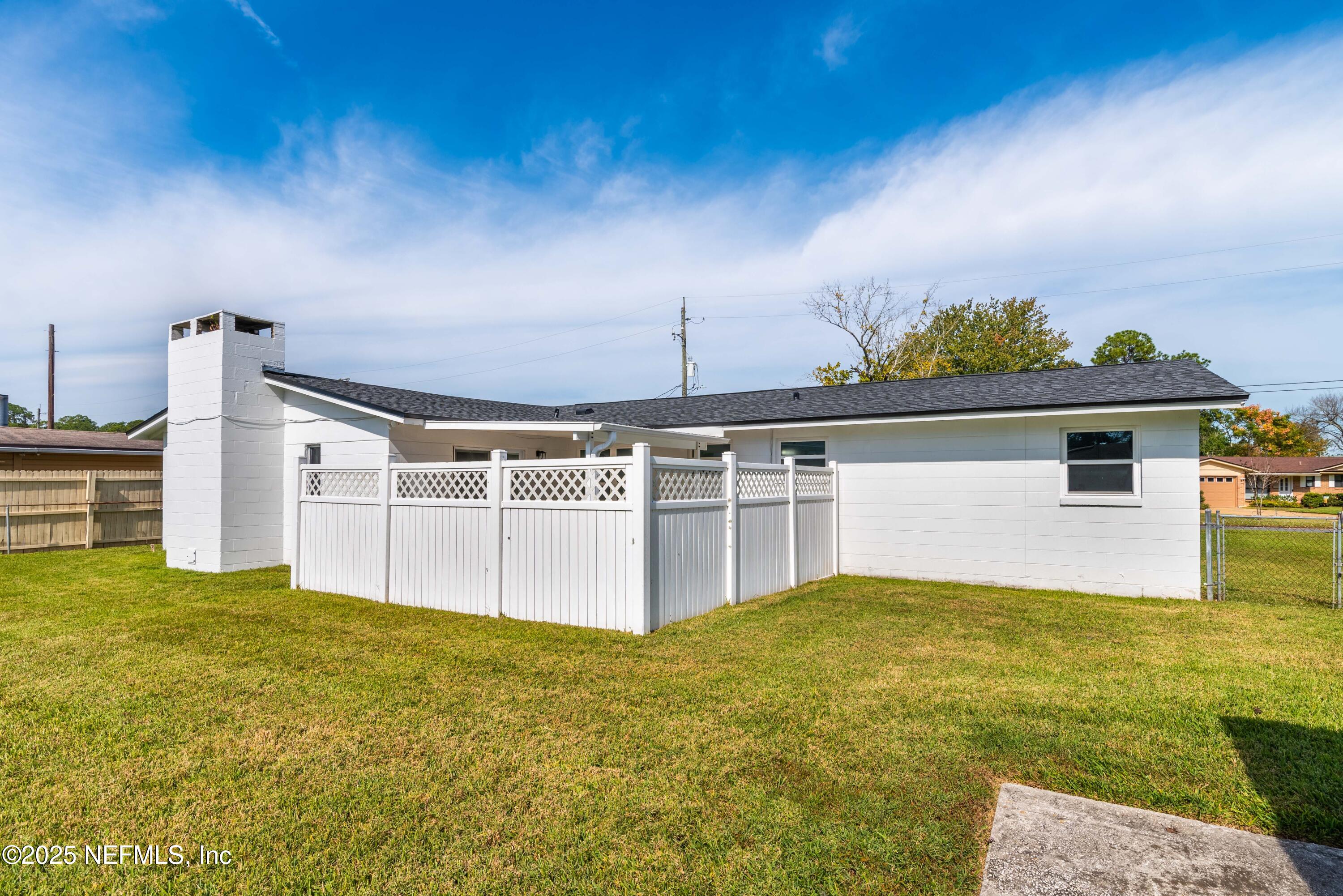 5676 Flagstaff Road Jacksonville, FL 32207 - Photo 28 of 28 5676 Flagstaff Rd-33