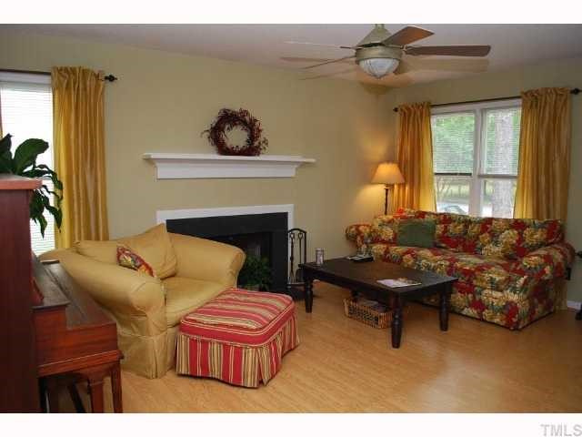 4620 Thurmount Place Raleigh, NC 27604 - Photo 2 of 7