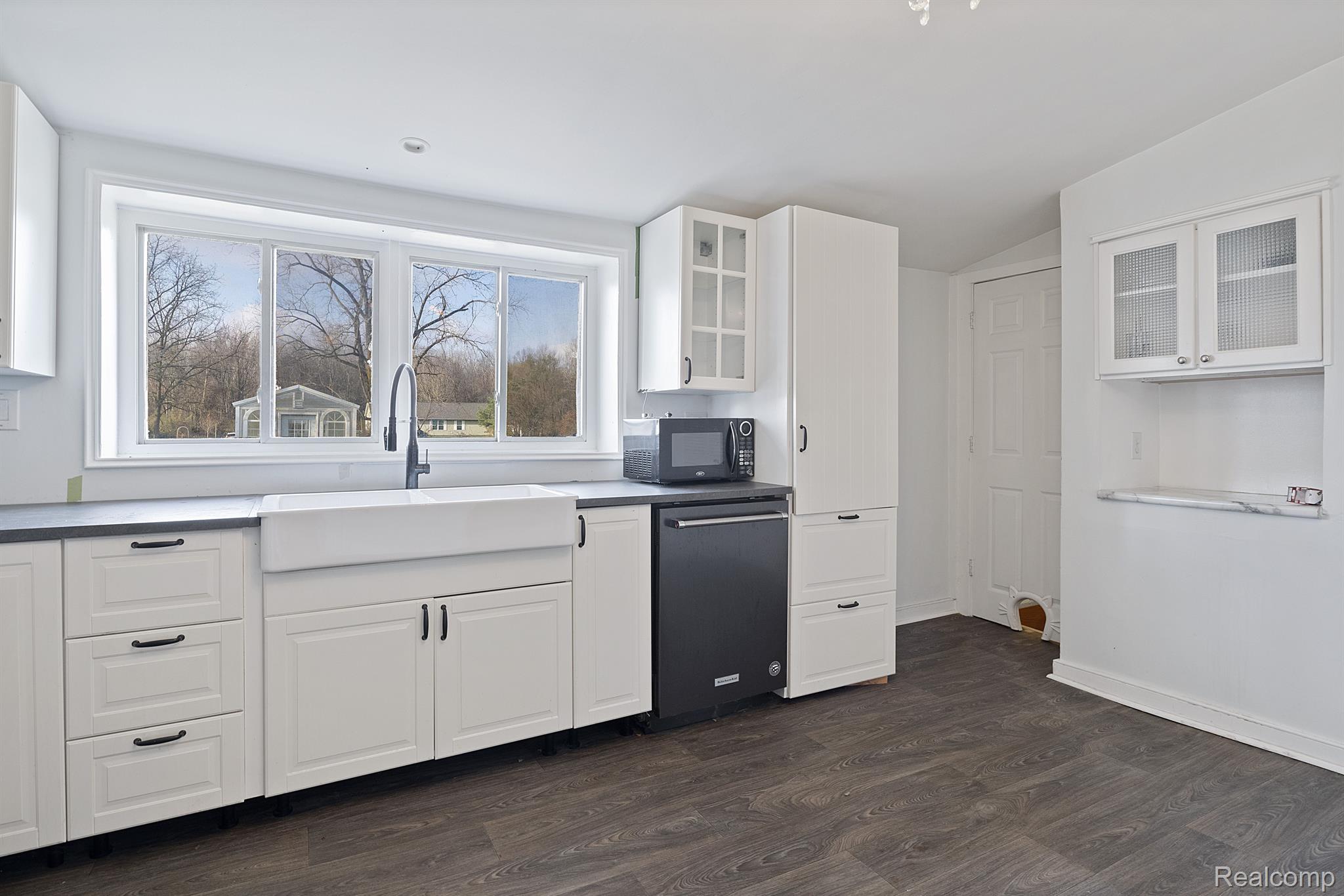 12630 Whittaker Road Milan, MI 48160 - Photo 3 of 35 Gallery Image 3