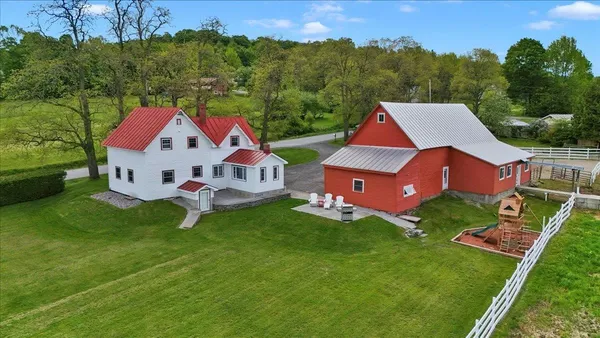 $639,000 | 64 Peloquin Road, Barre Town, VT 05654