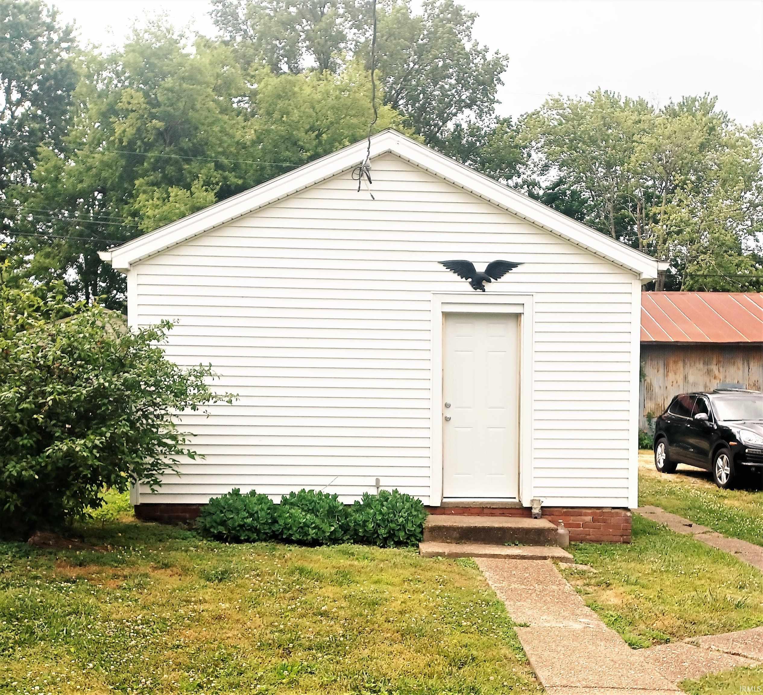 607 East Division Street Boonville, IN 47601 - Photo 24 of 26
