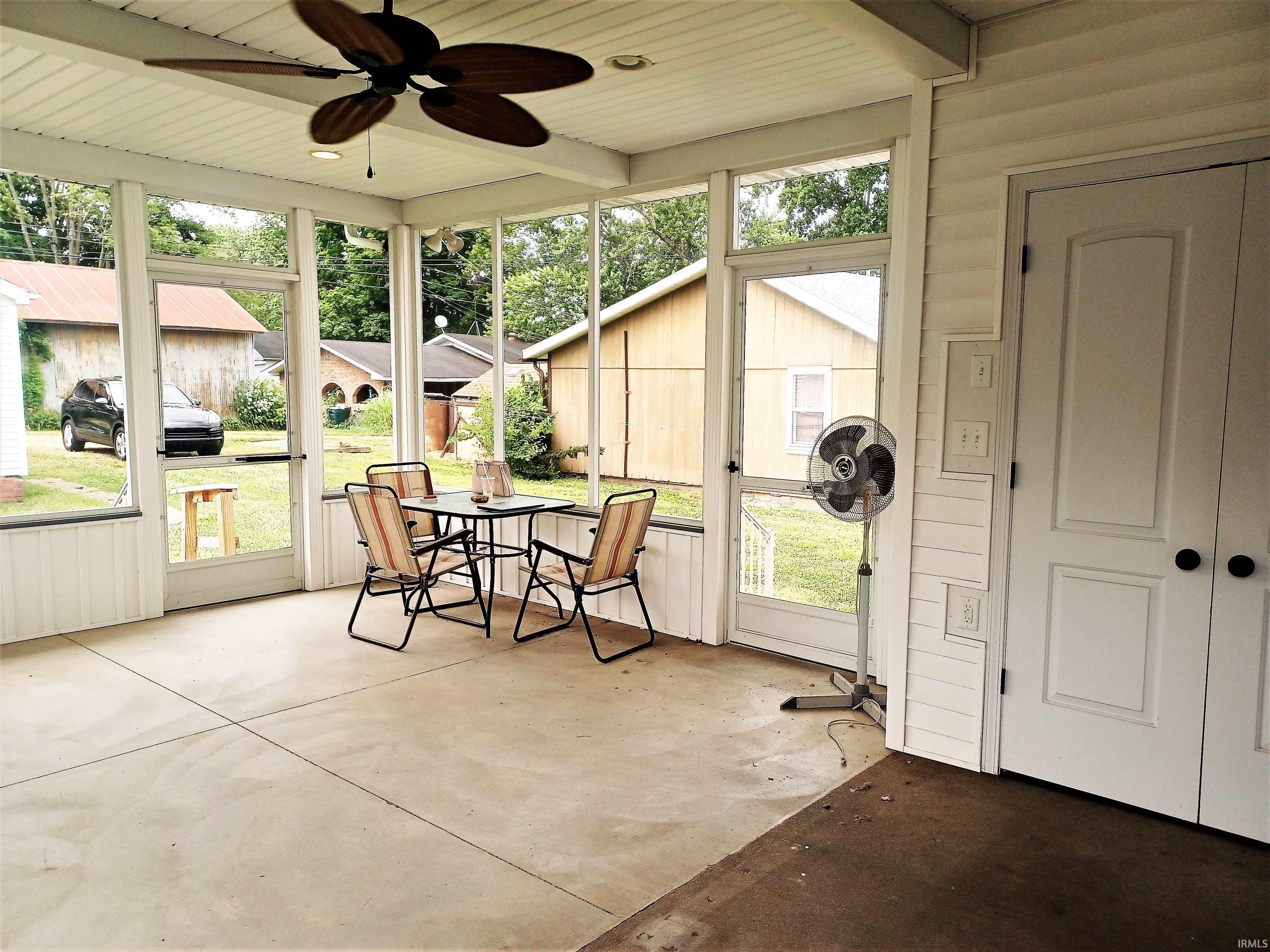 607 East Division Street Boonville, IN 47601 - Photo 10 of 26