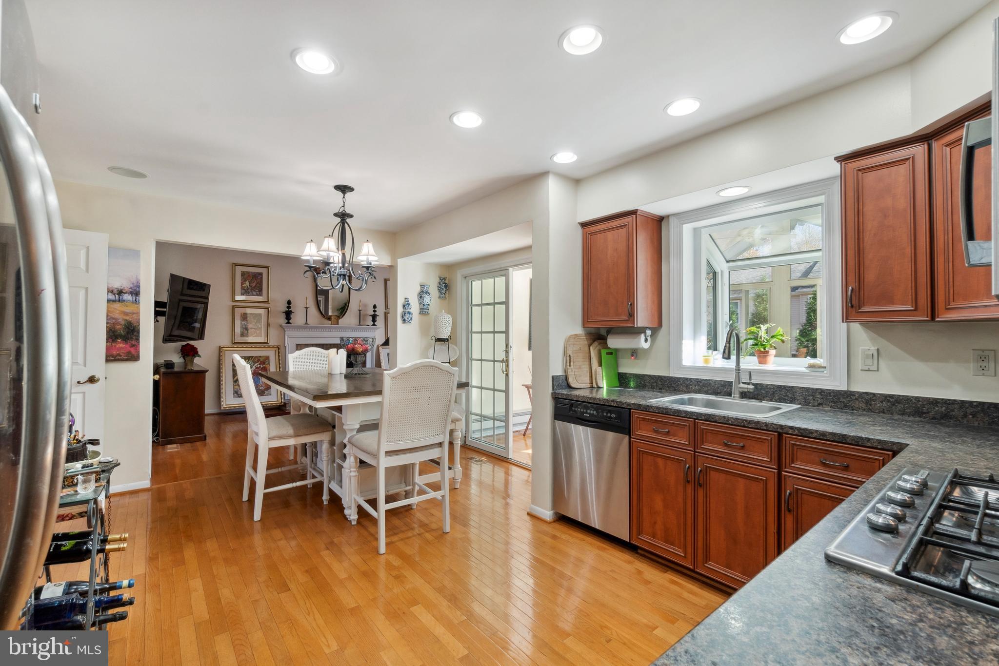 9329 Ramblebrook Road Nottingham, MD 21236 - Photo 13 of 47 Updated Eat-In Kitchen