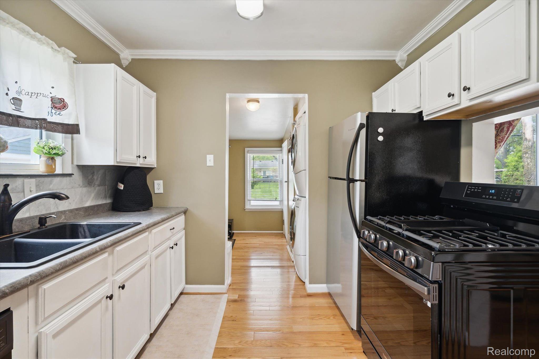 3816 Mildred Avenue Rochester, MI 48309 - Photo 15 of 37 Gallery Image 15