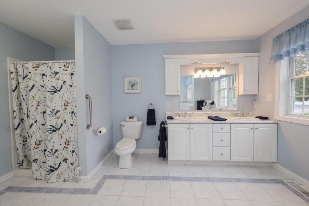 5 Terrell Lane Hollis, NH 03049 - Photo 10 of 32