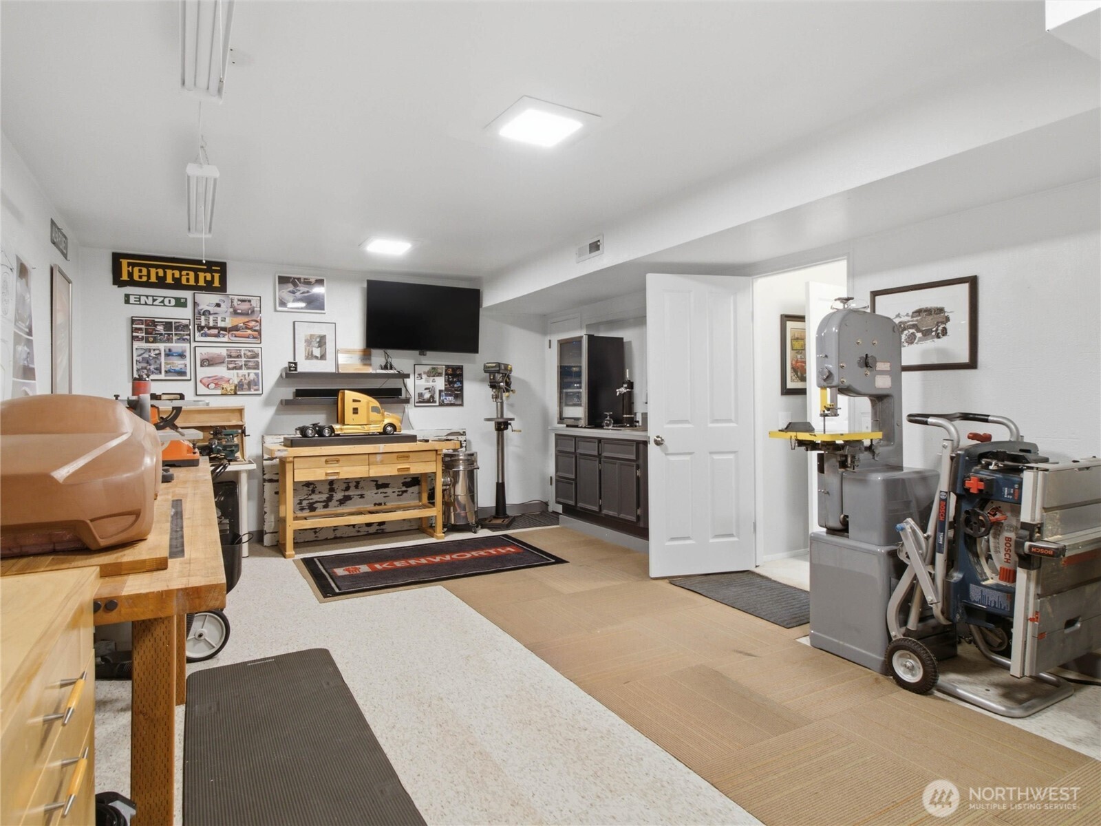 2012 Lincoln Circle Southeast Renton, WA 98055 - Photo 25 of 34 Gallery Image 25