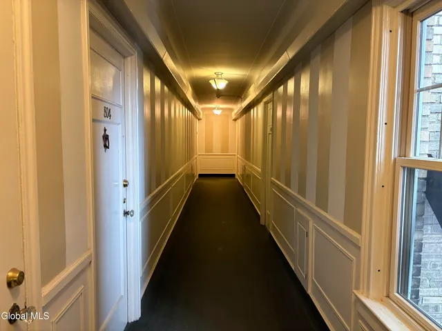 $185,000 | 399 State Street, Unit 803, Albany, NY 12210