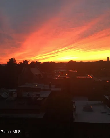 $185,000 | 399 State Street, Unit 803, Albany, NY 12210