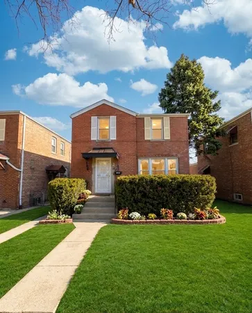 $325,000 | 3338 West 83rd Place, Chicago, IL 60652