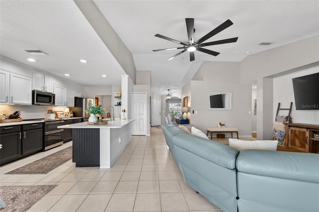 12034 Larson Lane Parrish, FL 34219 - Photo 14 of 46