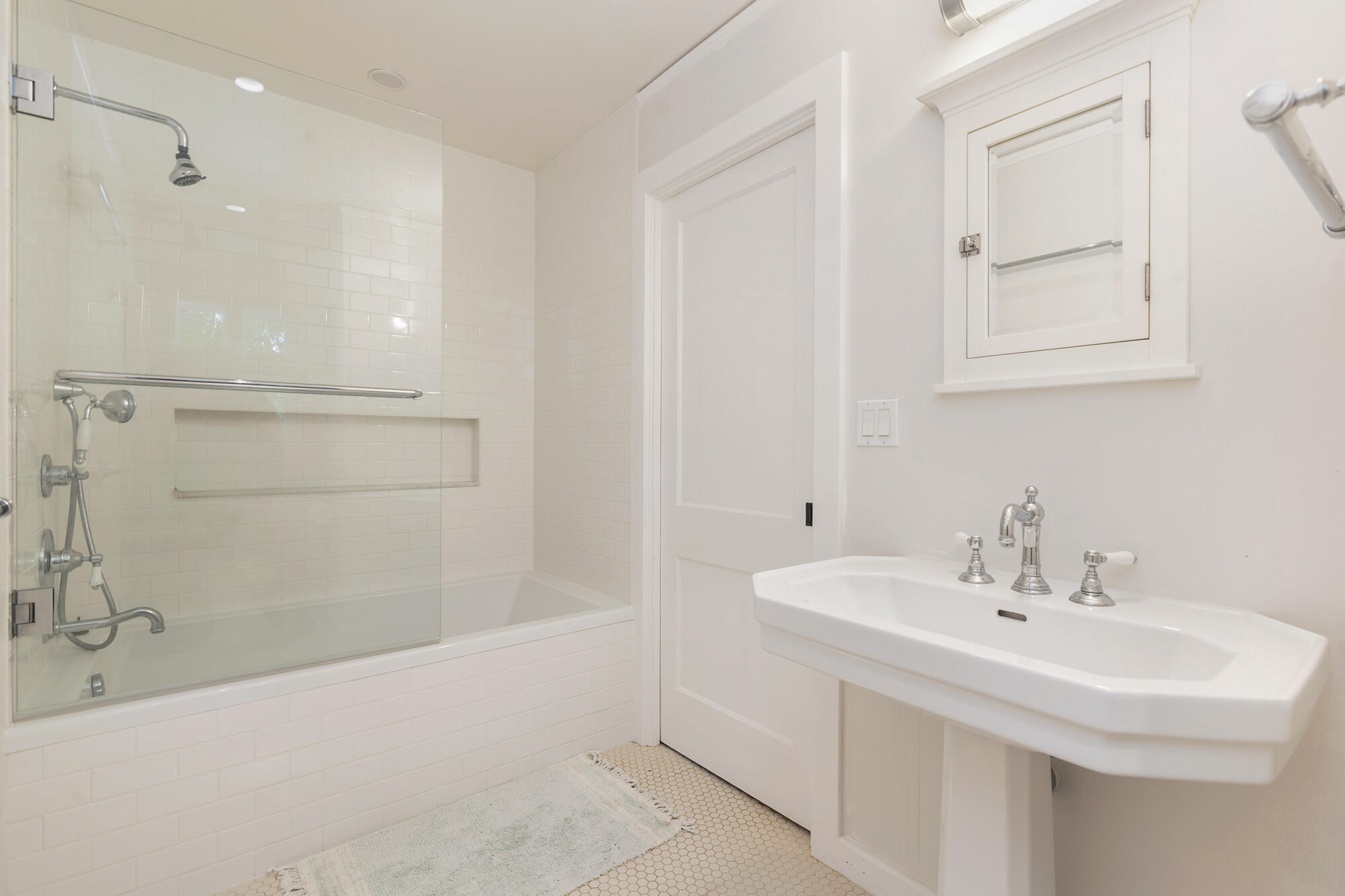 205 Westminster Road West Palm Beach, FL 33405 - Photo 21 of 37 a bathroom with a sink a shower and a mirror