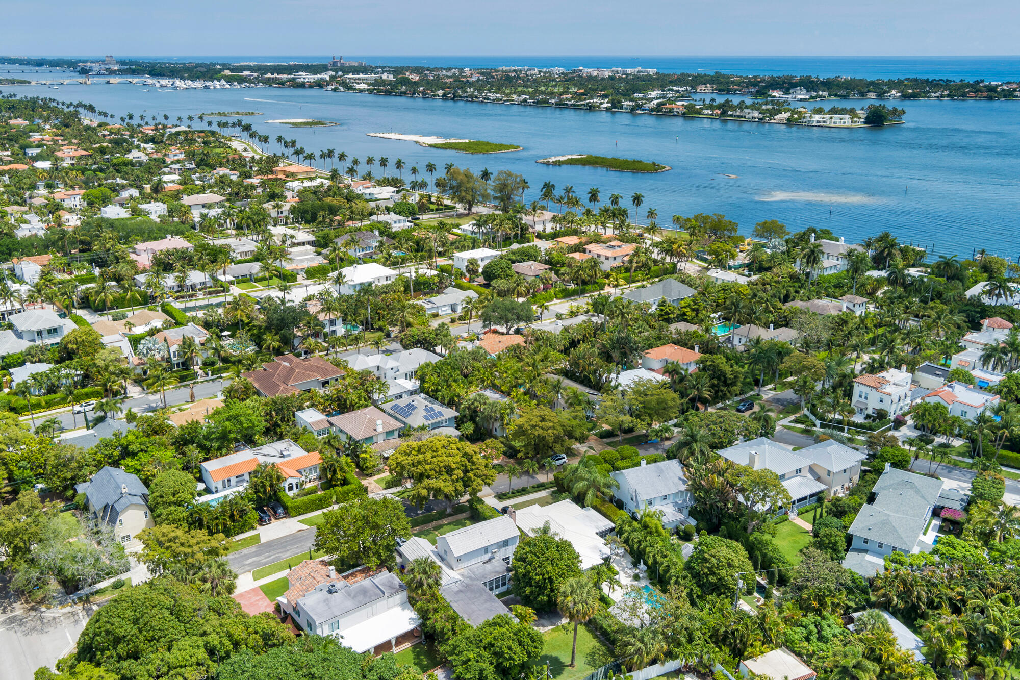 205 Westminster Road West Palm Beach, FL 33405 - Photo 34 of 37 a view of a lake with a city