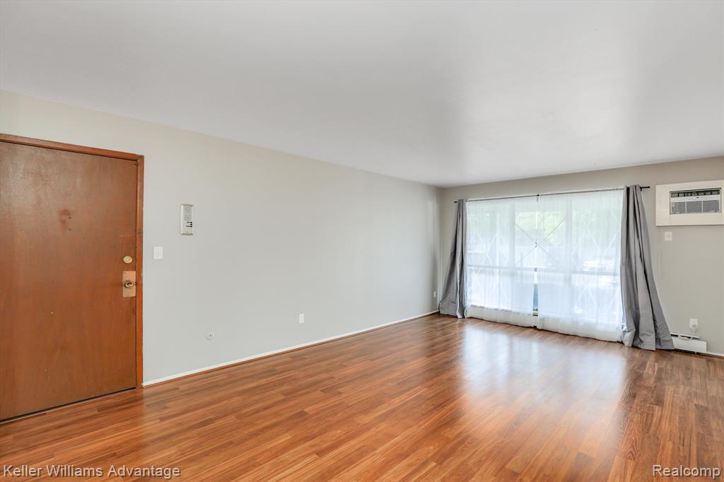 26309 West Seven Mile Road, Unit D124 Redford, MI 48240 - Photo 9 of 17