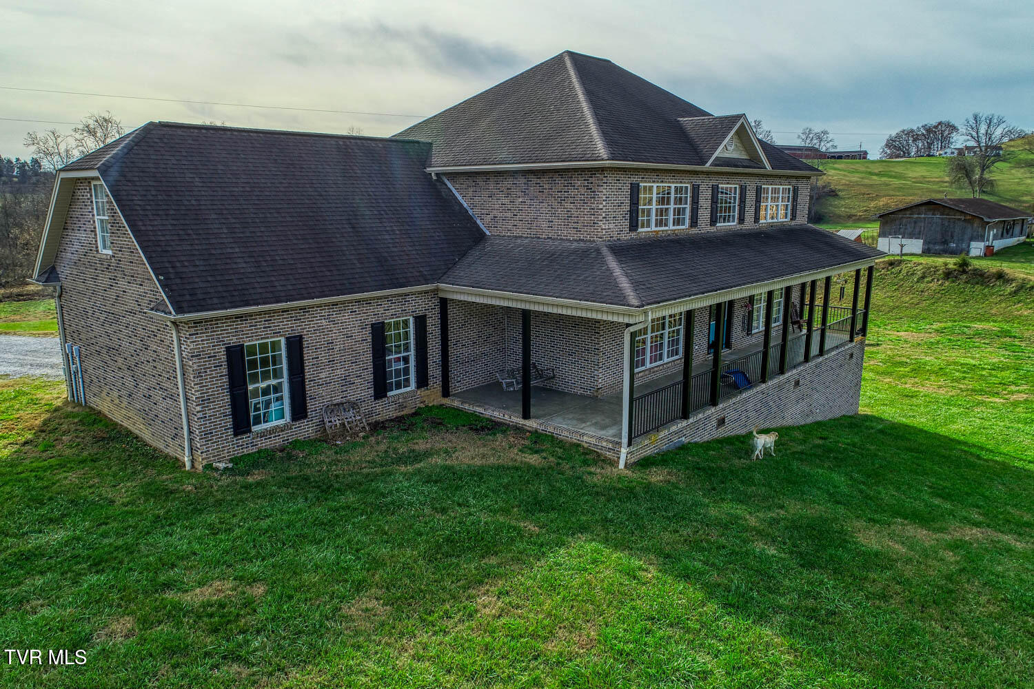 321 Cross Valley Road Surgoinsville, TN 37873 - Photo 2 of 102 321 Cross V. Rd. Surg MLSa (2 of 37)