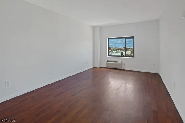$2,200 | 1 Carriage City Plaza, Unit 1203, Rahway, NJ 07065