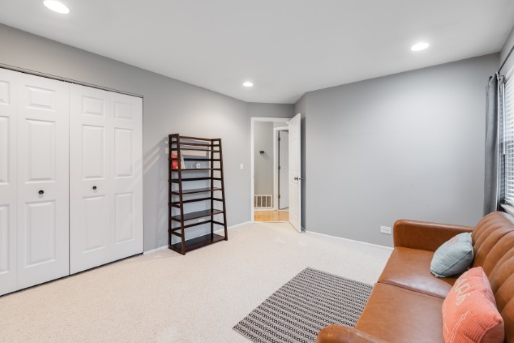 1500 Canbury Court, Unit B2 Wheeling, IL 60090 - Photo 13 of 24