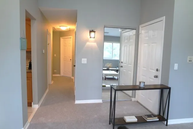 $279,900 | 1500 Canbury Court, Unit B2, Wheeling, IL 60090