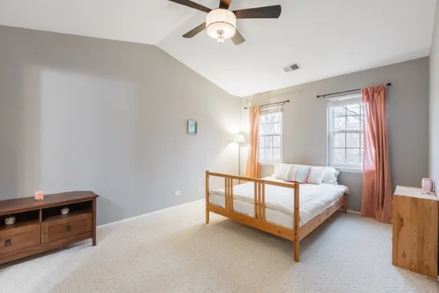 $279,900 | 1500 Canbury Court, Unit B2, Wheeling, IL 60090