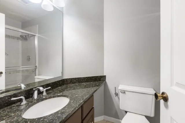 $279,900 | 1500 Canbury Court, Unit B2, Wheeling, IL 60090