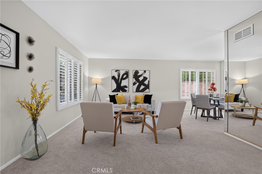 11656 Amigo Avenue Porter Ranch, CA 91326 - Photo 4 of 45