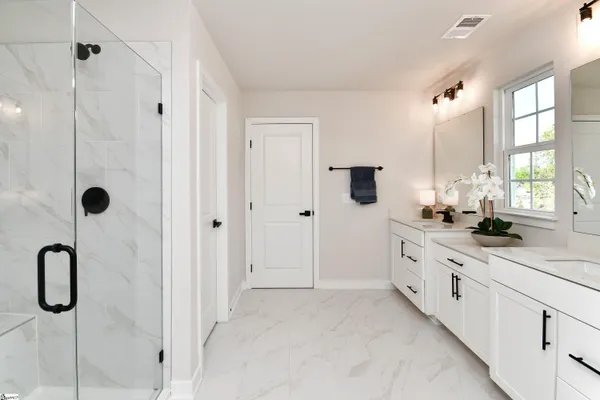 $450,000 | 313 Nearside Drive, Fountain Inn, SC 29644