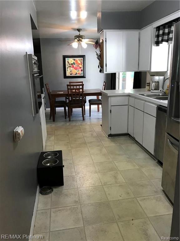 7262 Riegler Street Grand Blanc, MI 48439 - Photo 3 of 16