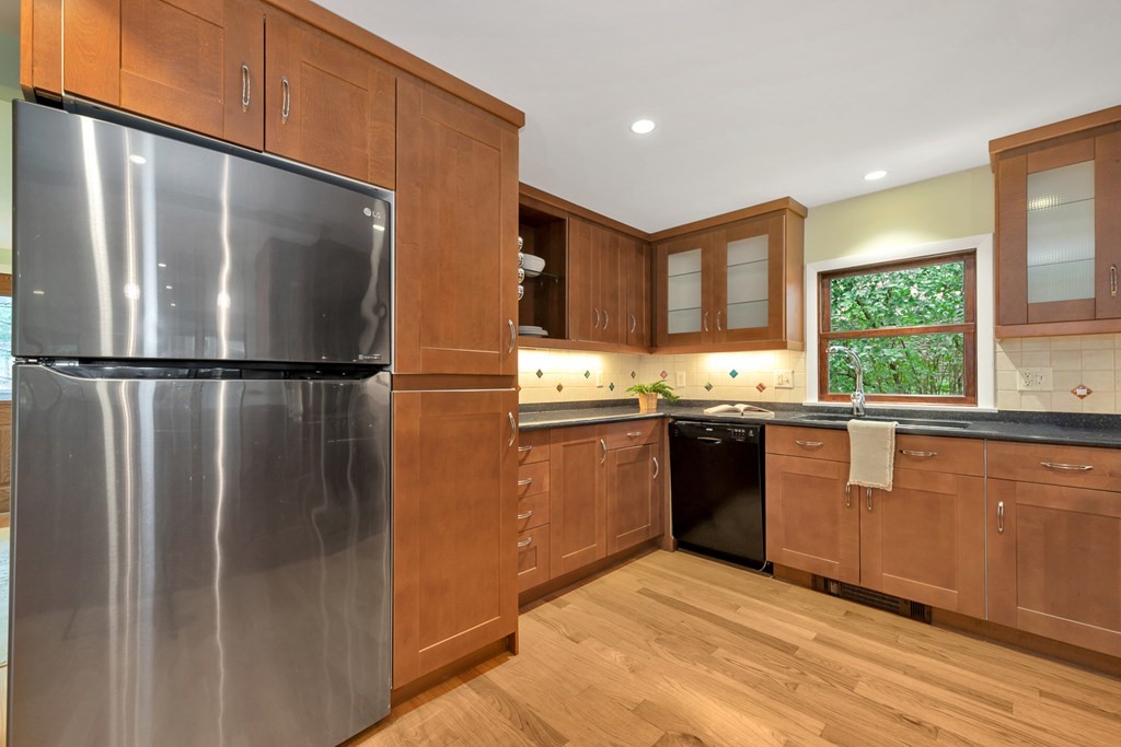5 Grandview Road Arlington, MA 02476 - Photo 20 of 42 Gallery Image 20
