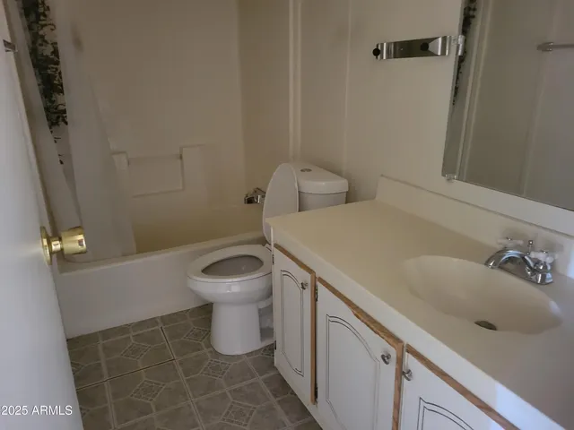 $1,100 | 2548 North Calle Tercero, Huachuca City, AZ 85616