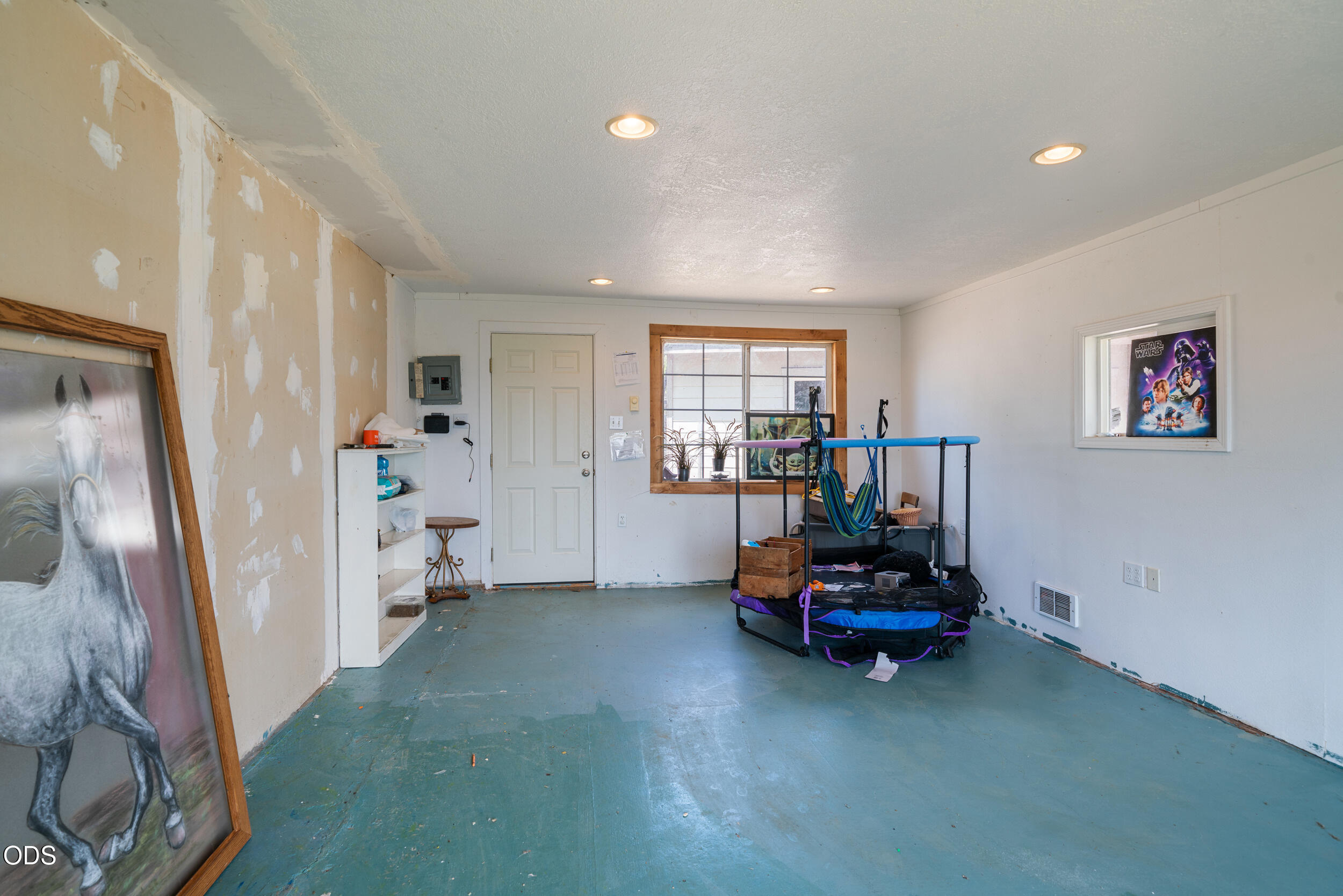 3840 Beagle Road White City, OR 97503 - Photo 13 of 32