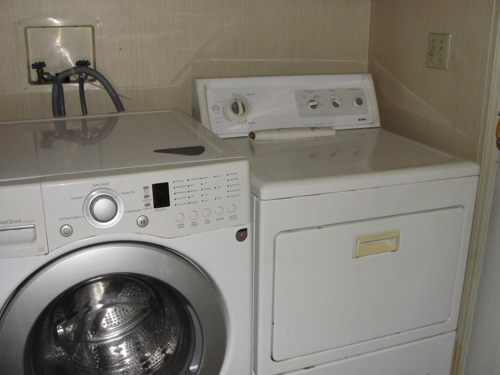 134 Town Farm Road Harrison, ME 04040 - Photo 14 of 33 Washer and dryer are included.