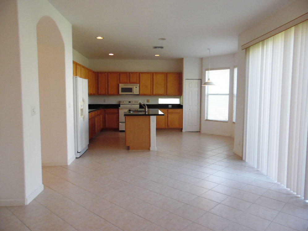 1045 Center Stone Lane Riviera Beach, FL 33404 - Photo 2 of 11 Kitchen Long