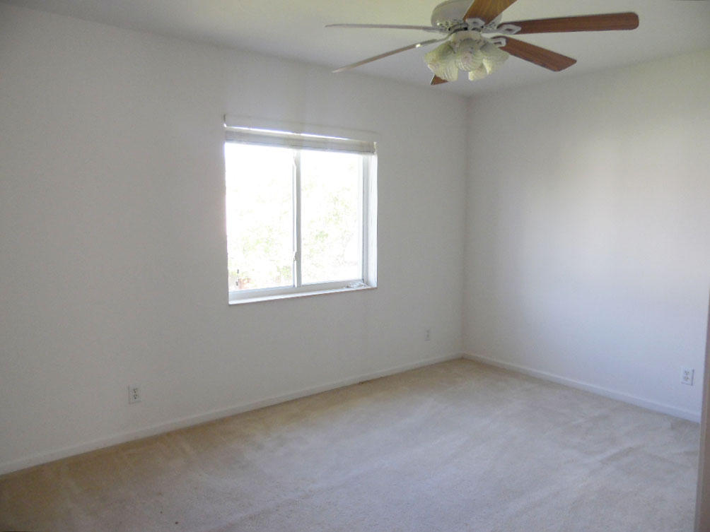1045 Center Stone Lane Riviera Beach, FL 33404 - Photo 10 of 11 Bed1