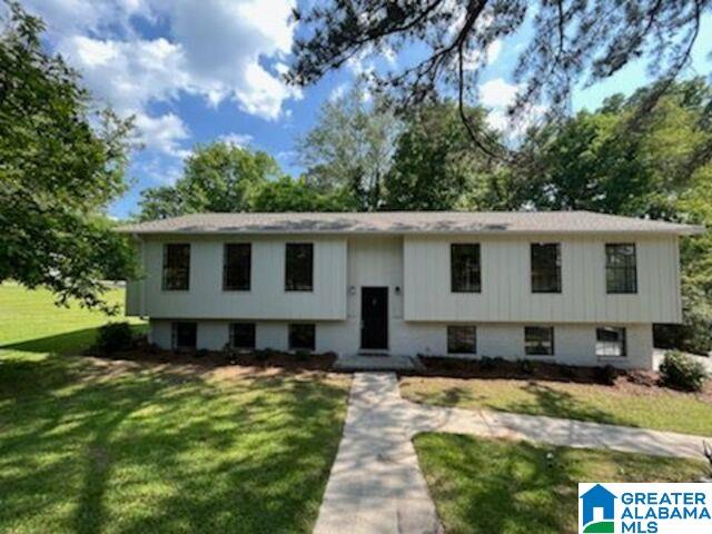 203 11th Place Pleasant Grove, AL 35127 - Photo 1 of 34