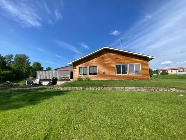 $319,000 | 3653 Front Street, Barnum, MN 55707