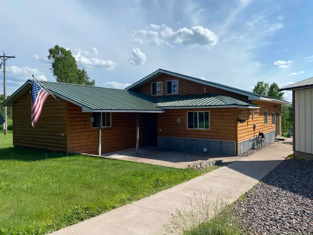$319,000 | 3653 Front Street, Barnum, MN 55707