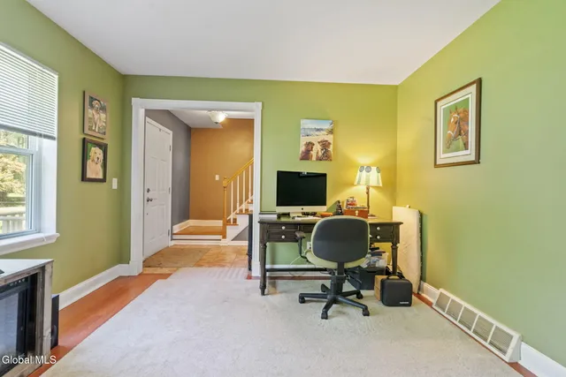 $409,900 | 417 Helderview Drive, Guilderland, NY 12009