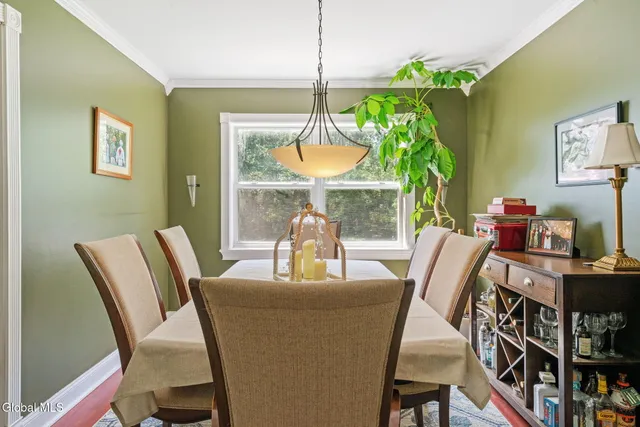 $409,900 | 417 Helderview Drive, Guilderland, NY 12009