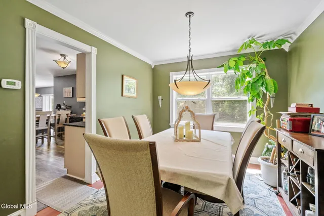 $409,900 | 417 Helderview Drive, Guilderland, NY 12009