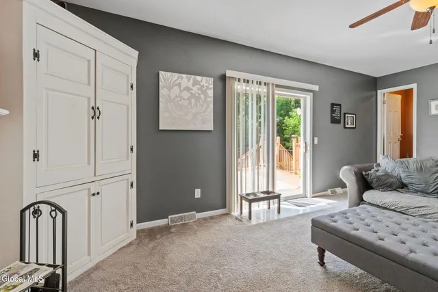 $409,900 | 417 Helderview Drive, Guilderland, NY 12009