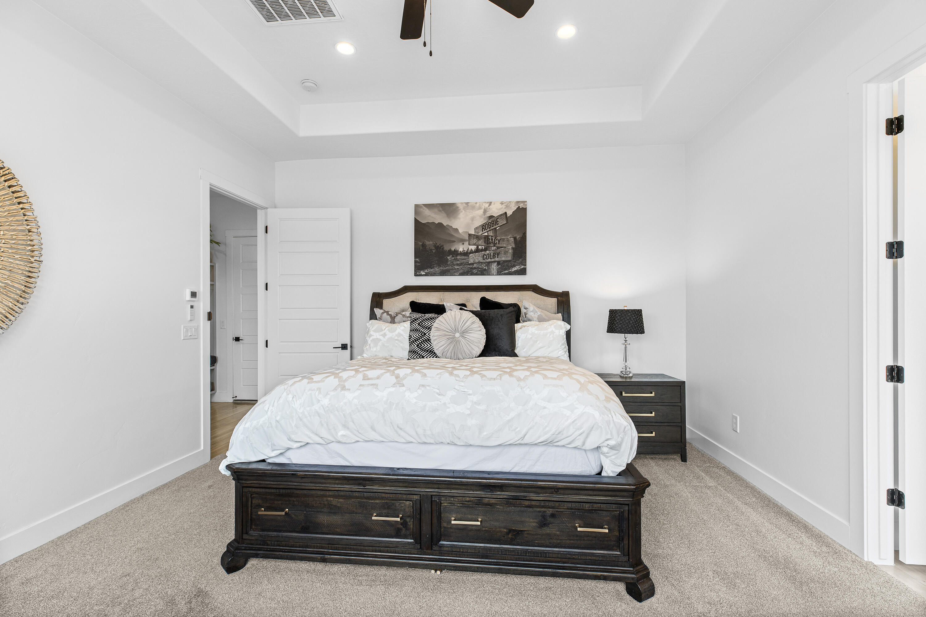 3022 West Sesia Way St. George, UT 84770 - Photo 17 of 49 3022_W_SesiaWy_MLS-33