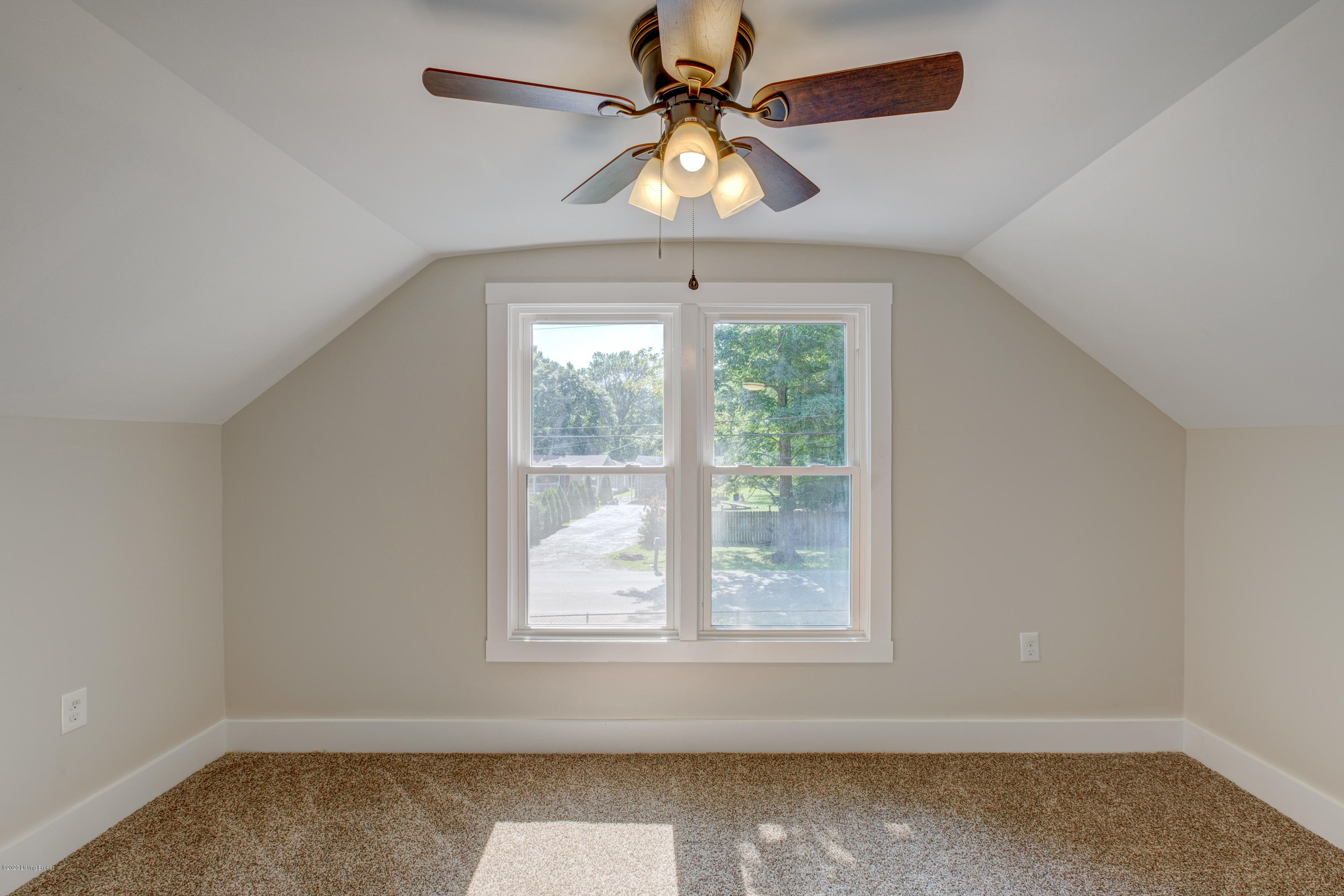 6704 Rutledge Road Louisville, KY 40258 - Photo 28 of 35 6704RutledgeRd-28