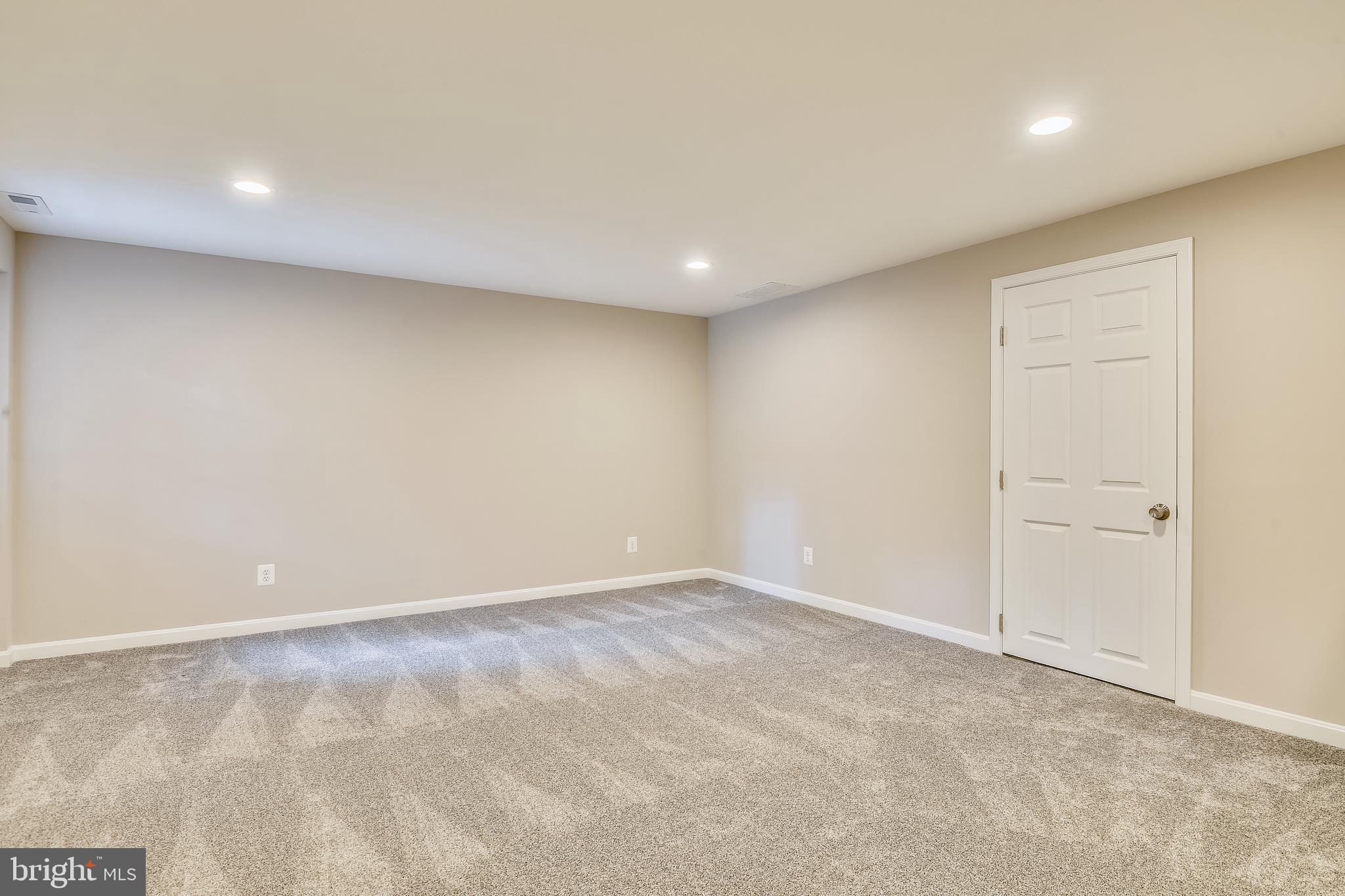 645 Saltzman Road Severna Park, MD 21146 - Photo 23 of 40 Basement living room