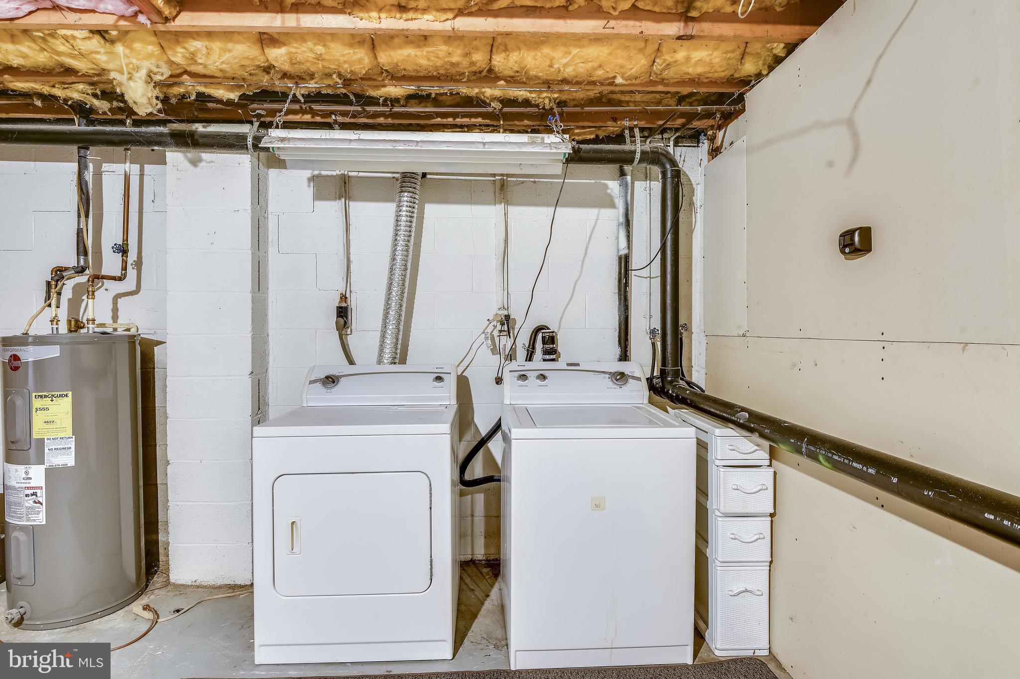 645 Saltzman Road Severna Park, MD 21146 - Photo 28 of 40 Laundry room