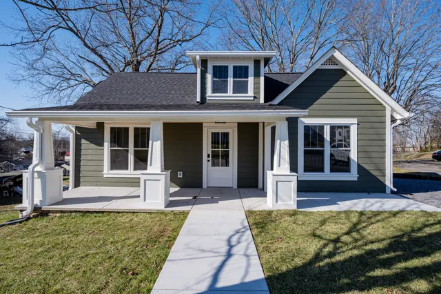 $347,900 | 643 North Spring Street, McMinnville, TN 37110