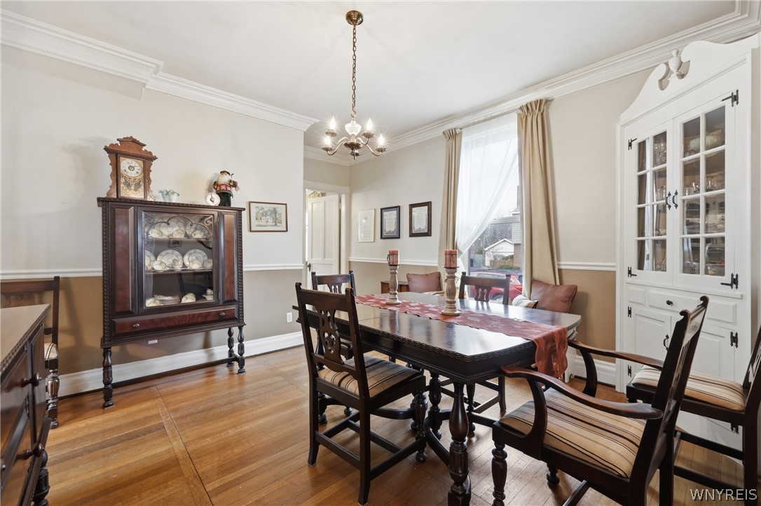 4140 Lewiston Road Niagara Falls, NY 14305 - Photo 18 of 44 Dining Room