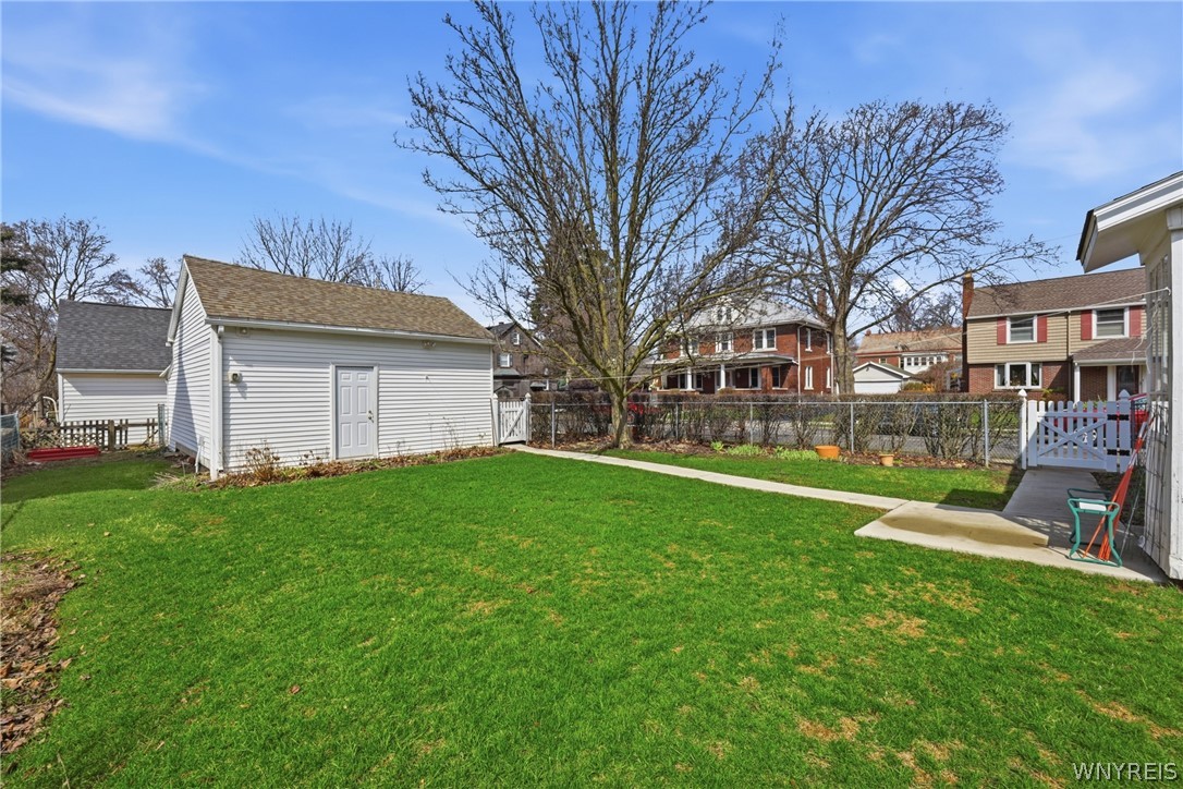 4140 Lewiston Road Niagara Falls, NY 14305 - Photo 36 of 44 Fully Fenced yard and Garage