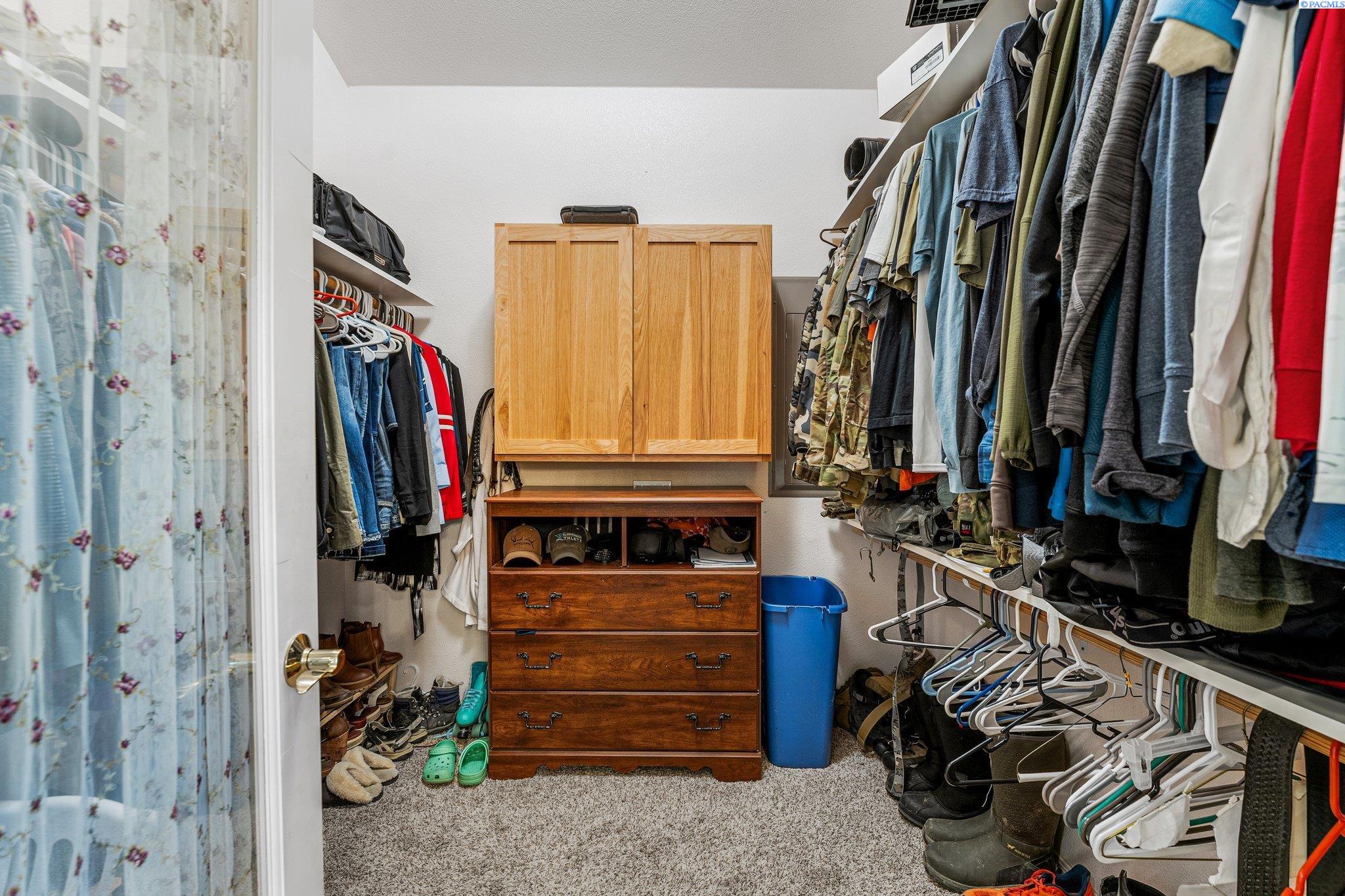 212501 East Finley Road Kennewick, WA 99337 - Photo 34 of 41 Gallery Image 34