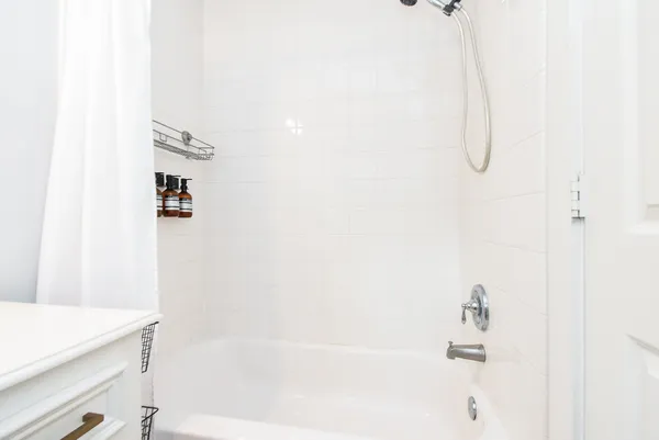 $1,350 | 1349 Heights Boulevard, Unit B, Houston, TX 77008