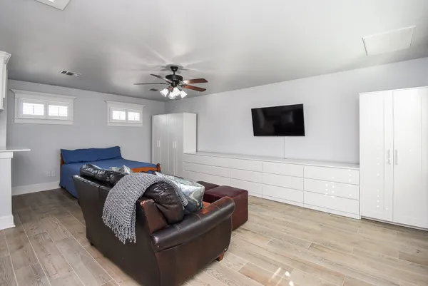 $1,350 | 1349 Heights Boulevard, Unit B, Houston, TX 77008